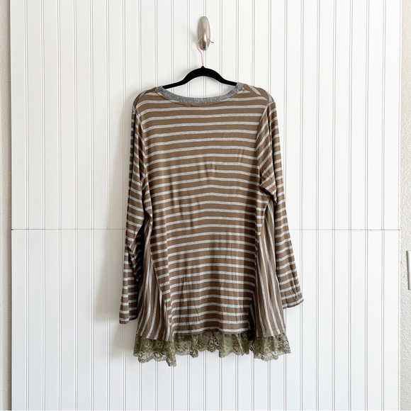 LOGO by Lori Goldstein 1X Striped Rib Knit Henley Top with Lace Trim - Picture 4 of 5